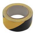 Deltafix vloermarkeringstape PVC zelfklevend geel zwart 33 m x 50x0.16 mm 4559