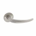 P+E 8698 gatdeel deurkruk Sabel op ronde rozet 8 mm stift RVS geborsteld ZW-8698-A0G-13F