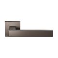 GPF Bouwbeslag Anastasius GPF1308.A1-02R Zika deurkruk op vierkant rozet 50x50x8 mm Dark blend GPF1308A10300-02