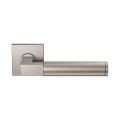 GPF Bouwbeslag Anastasius GPF2080.A3-02 R Kuri deurkruk op vierkant rozet 50x8 mm rechtswijzend Mocca blend GPF2080A30300-02