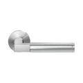 GPF Bouwbeslag RVS GPF2082.09-00 Kuri deurkruk op rond rozet 50x8 mm RVS geborsteld GPF2082090100-00