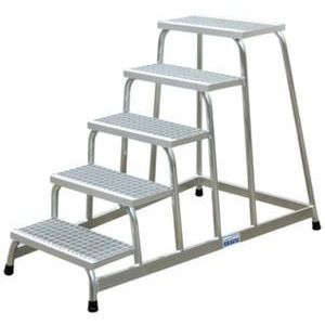 Orbis montagetrap aluminium H 1,0 m 5 treden met platform treden rooster 203434