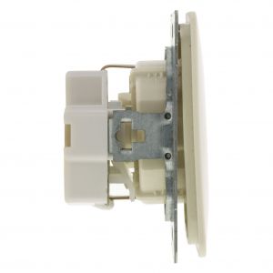 Peha Standard contactdoos inbouw 1-voudig randaarde crème 66.010.42
