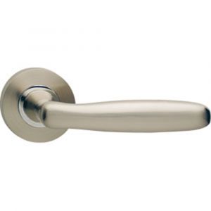 Intersteel Living 1692 gatdeel deurkruk links Bjorn op rond rozet 7 mm nokken nikkel mat 0019.169202B