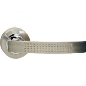 Intersteel Living 1696 gatdeel deurkruk links William op rond rozet 7 mm nokken nikkel mat 0019.169602B