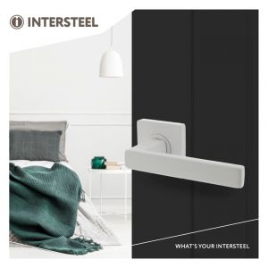 Intersteel Living 1713 deurkruk Hera op vierkant rozet 55x55x10 mm met nokken wit 0027.171302