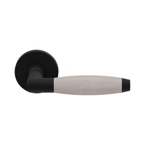 GPF Bouwbeslag ZwartWit GPF4000.61/H3-00 Ika deurkruk haaks met trapezium eindknop zwart-eiken whitewash op rond zwart rozet GPF400061-H30100-00