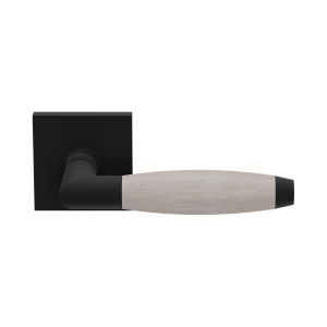 GPF Bouwbeslag ZwartWit GPF4000.61/H3-02 Ika deurkruk haaks met trapezium eindknop zwart-eiken whitewash op vierkant zwart rozet GPF400061-H30100-02