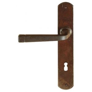 Utensil Legno FM043L M BB56 deurkruk gatdeel op schild 245x40 mm BB 56 mm geveerd linkswijzend roest TH700437M201